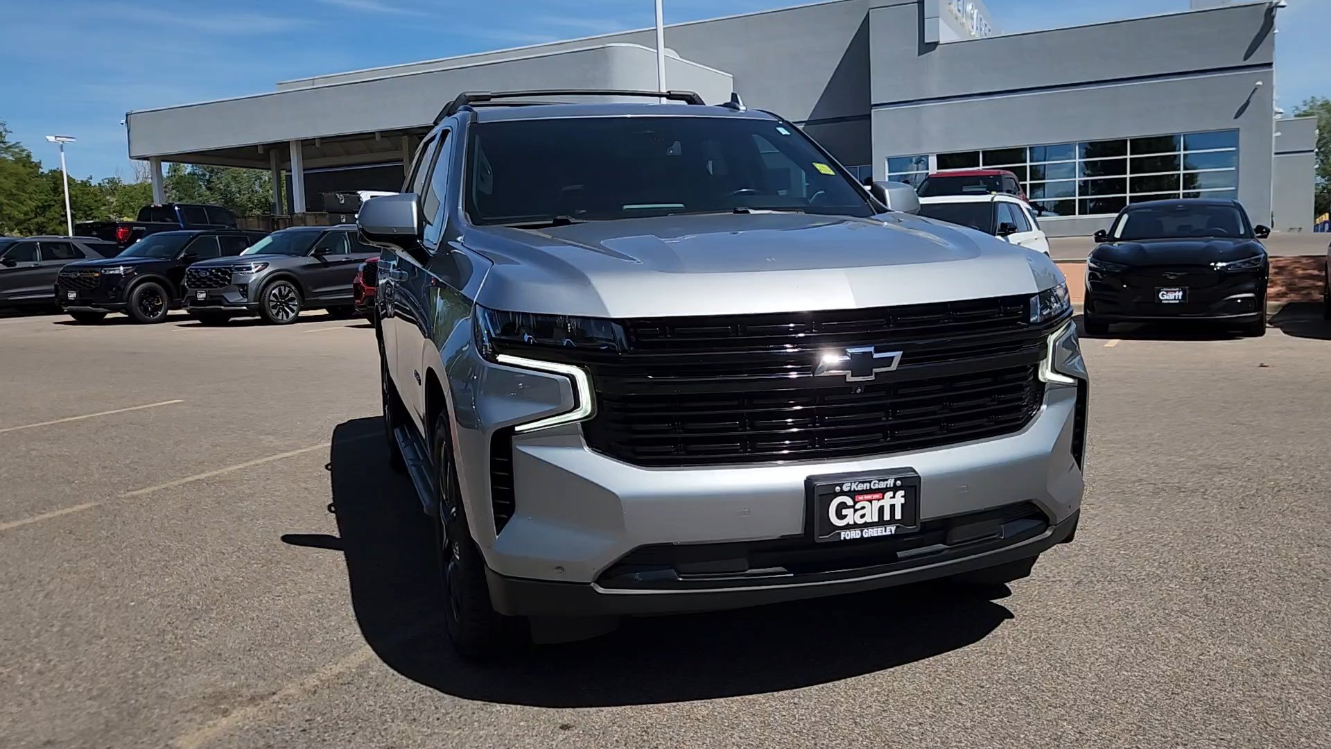 Used 2024 Chevrolet Tahoe RST w/ Luxury Package AWD/4WD image 5