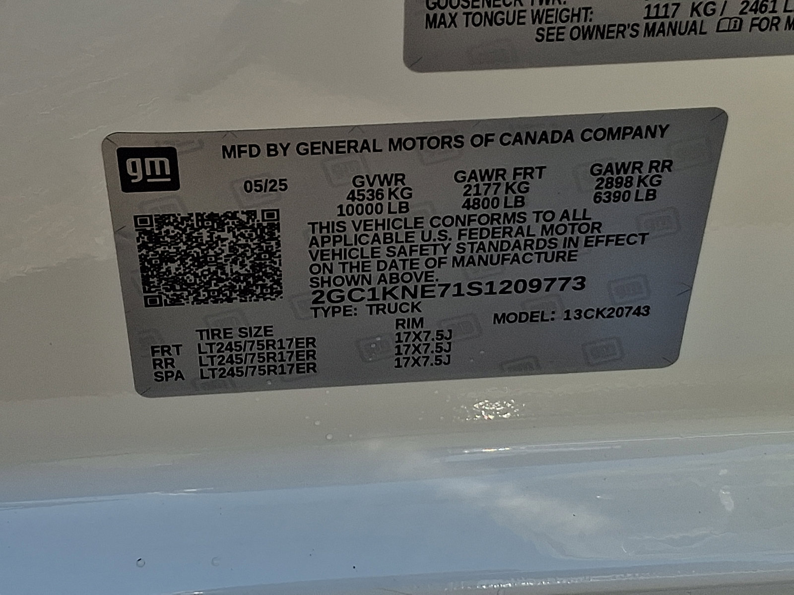 Used 2025 Chevrolet Silverado 2500 LT w/ Convenience Package AWD/4WD image 28