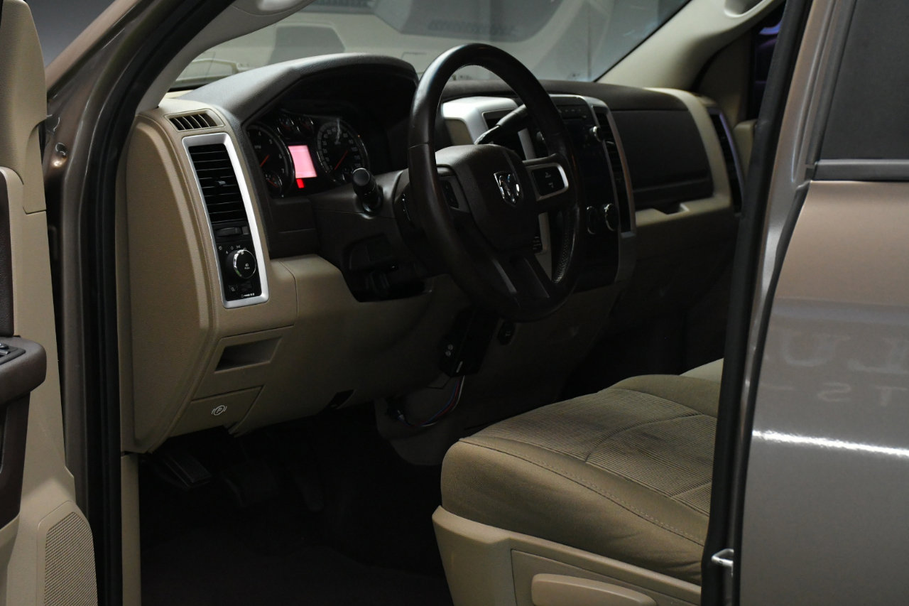Used 2010 Dodge Ram 1500 Truck SLT w/ Big Horn Regional Pkg image 15