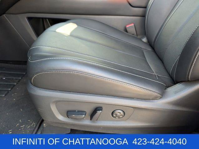Certified 2025 INFINITI QX60 Luxe w/ Cargo Package AWD/4WD image 23