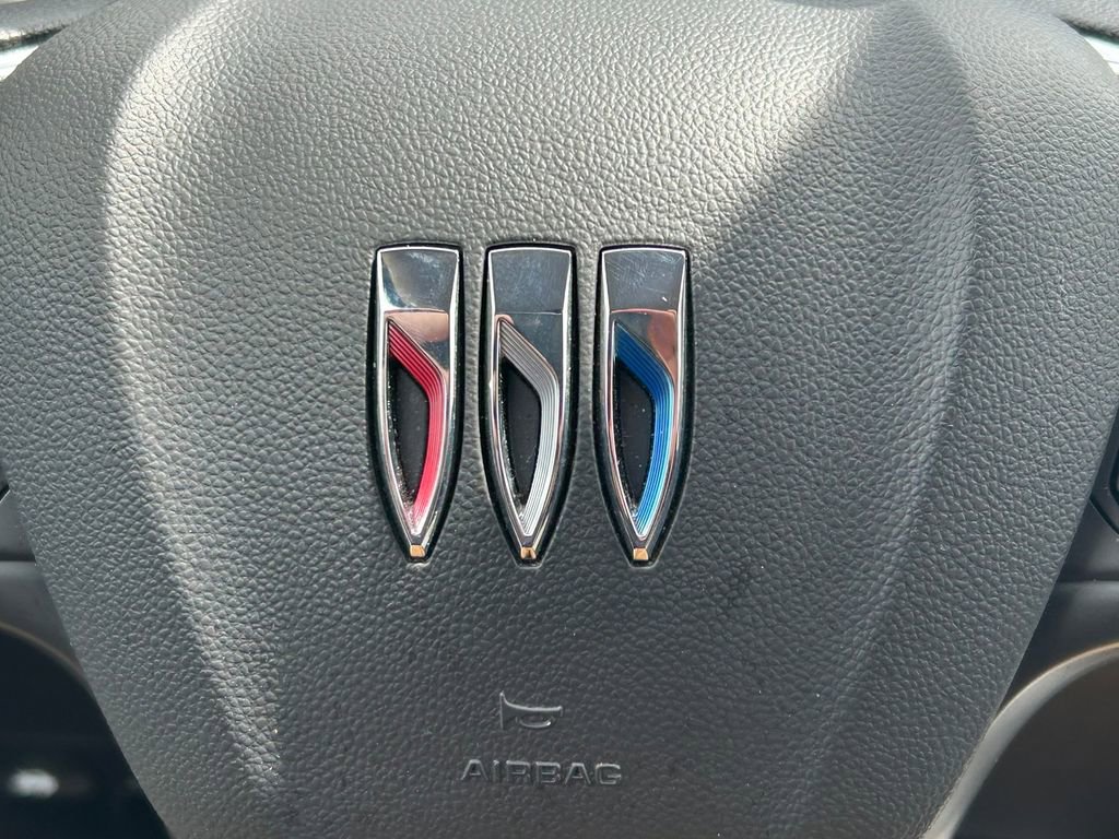 Used 2025 Buick Encore GX Preferred FWD image 34