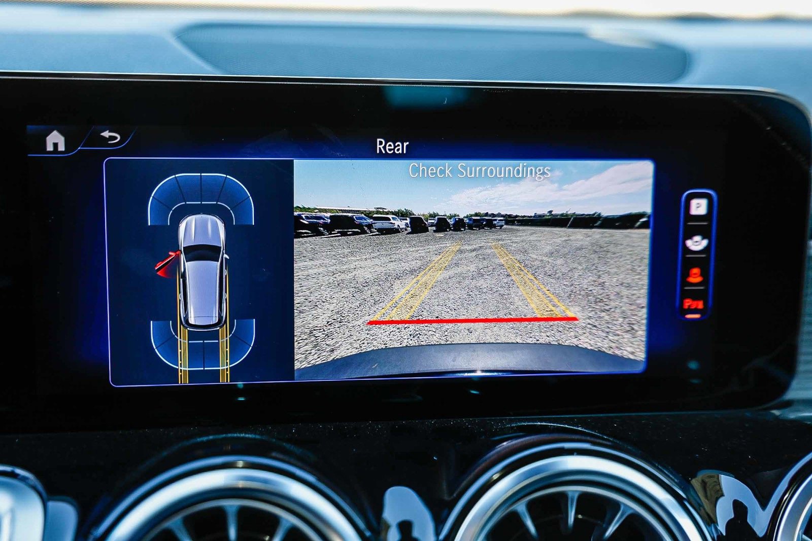 Used 2024 Mercedes-Benz EQB 300 4MATIC image 24