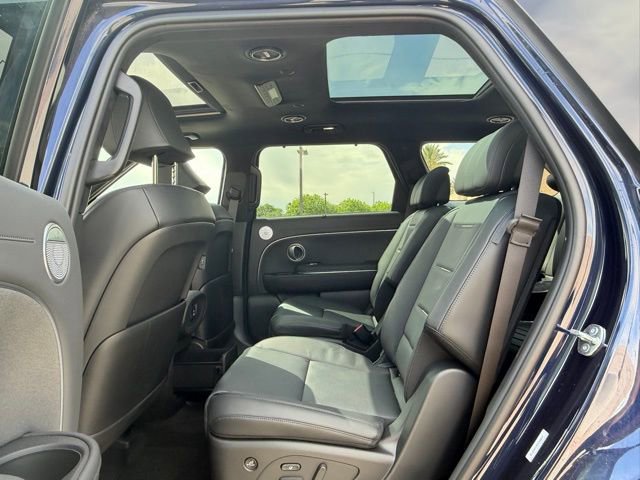 Used 2026 Hyundai Palisade Calligraphy image 12