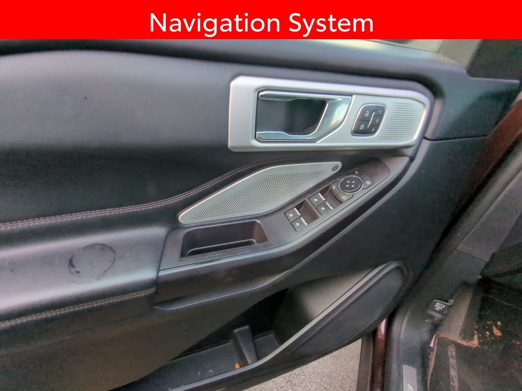Used 2020 Ford Explorer Platinum w/ Premium Technology Package AWD/4WD image 8