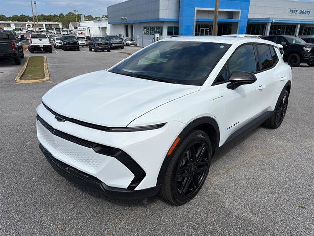 New 2026 Chevrolet Equinox EV LT w/ LPO, Blackout Package image 2