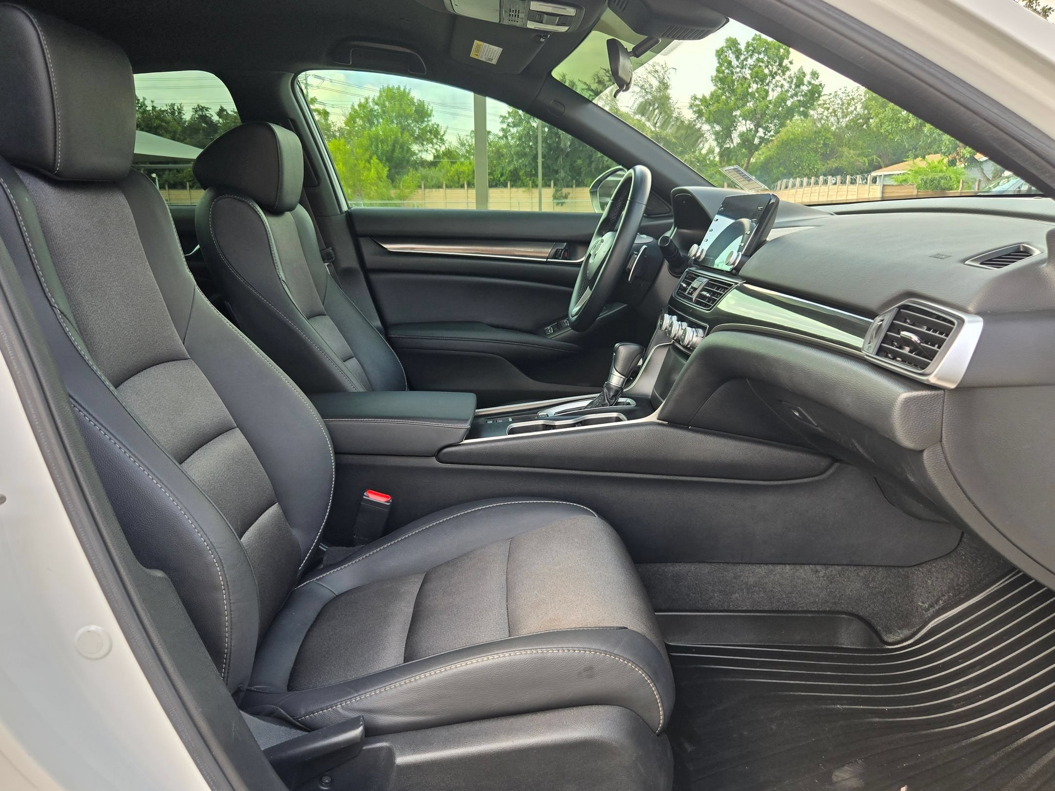 Used 2020 Honda Accord Sport image 27