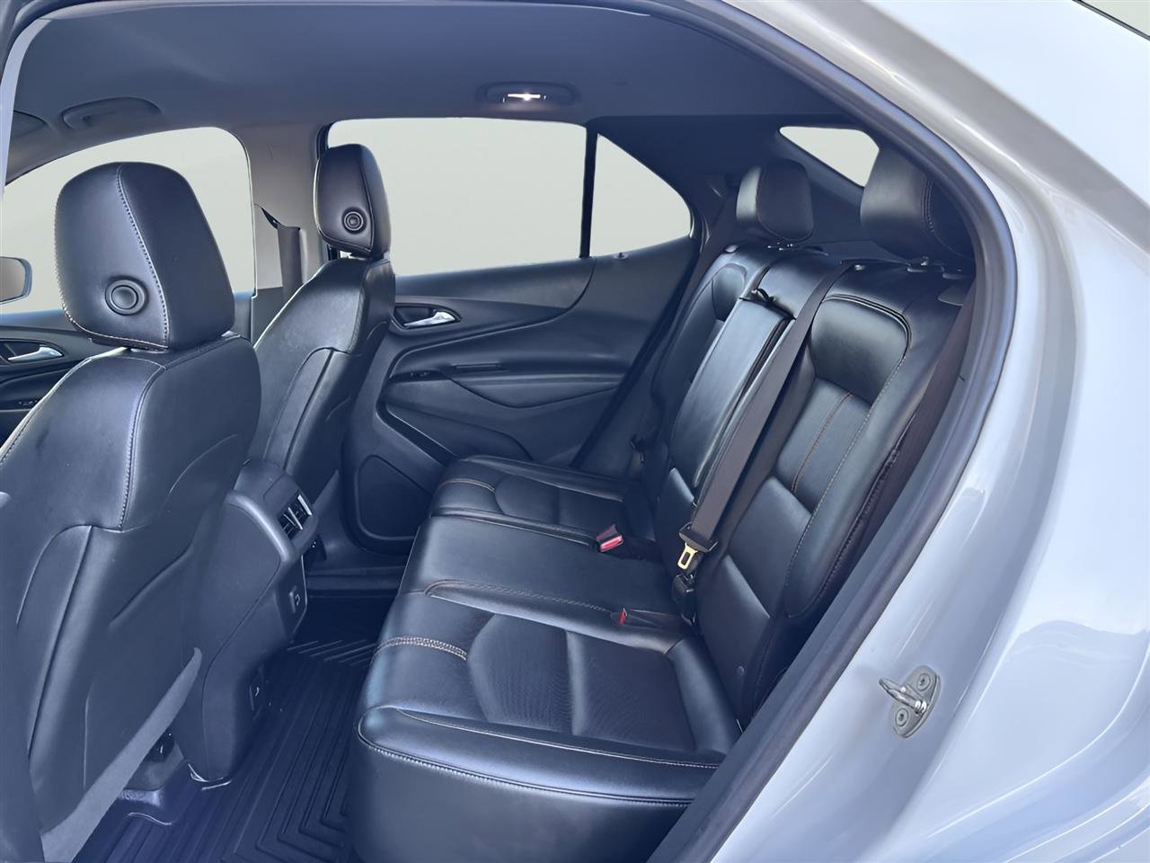 Used 2022 Chevrolet Equinox Premier image 15