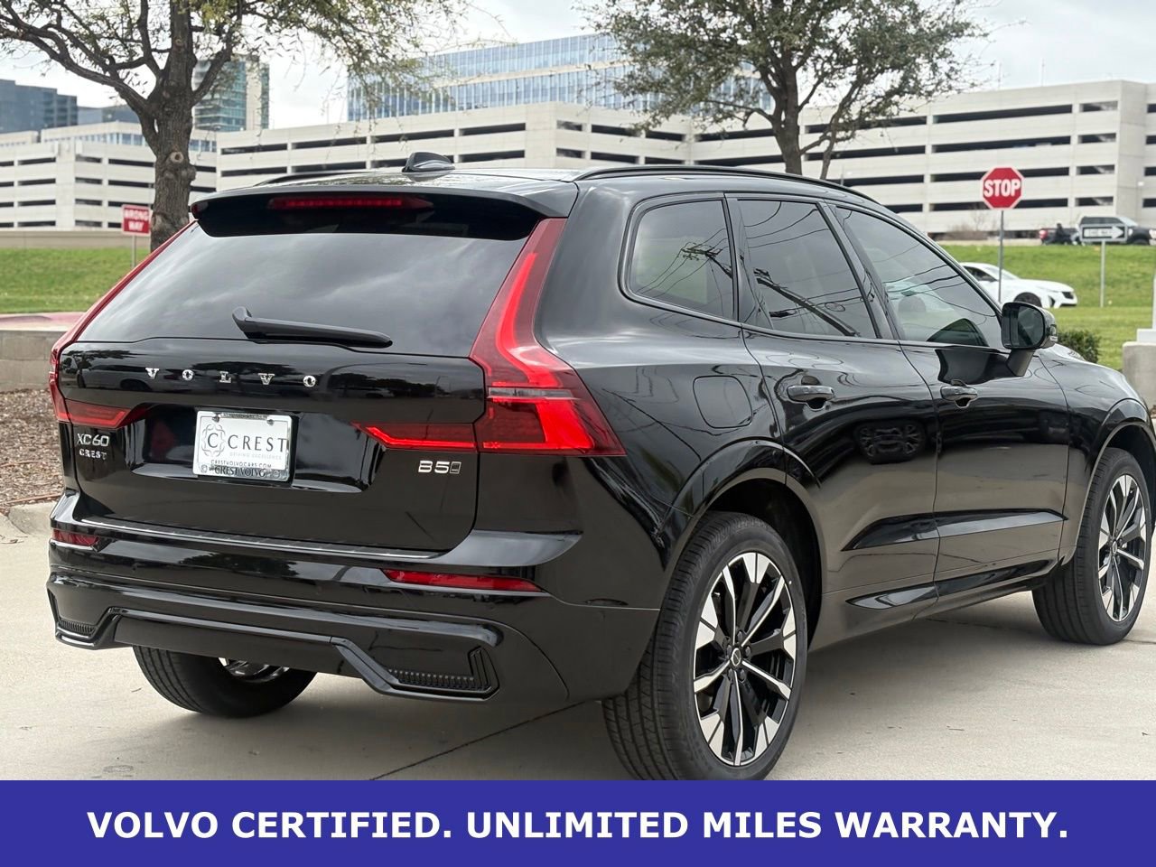 New 2026 Volvo XC60 B5 Plus w/ Protection Package Premier image 6