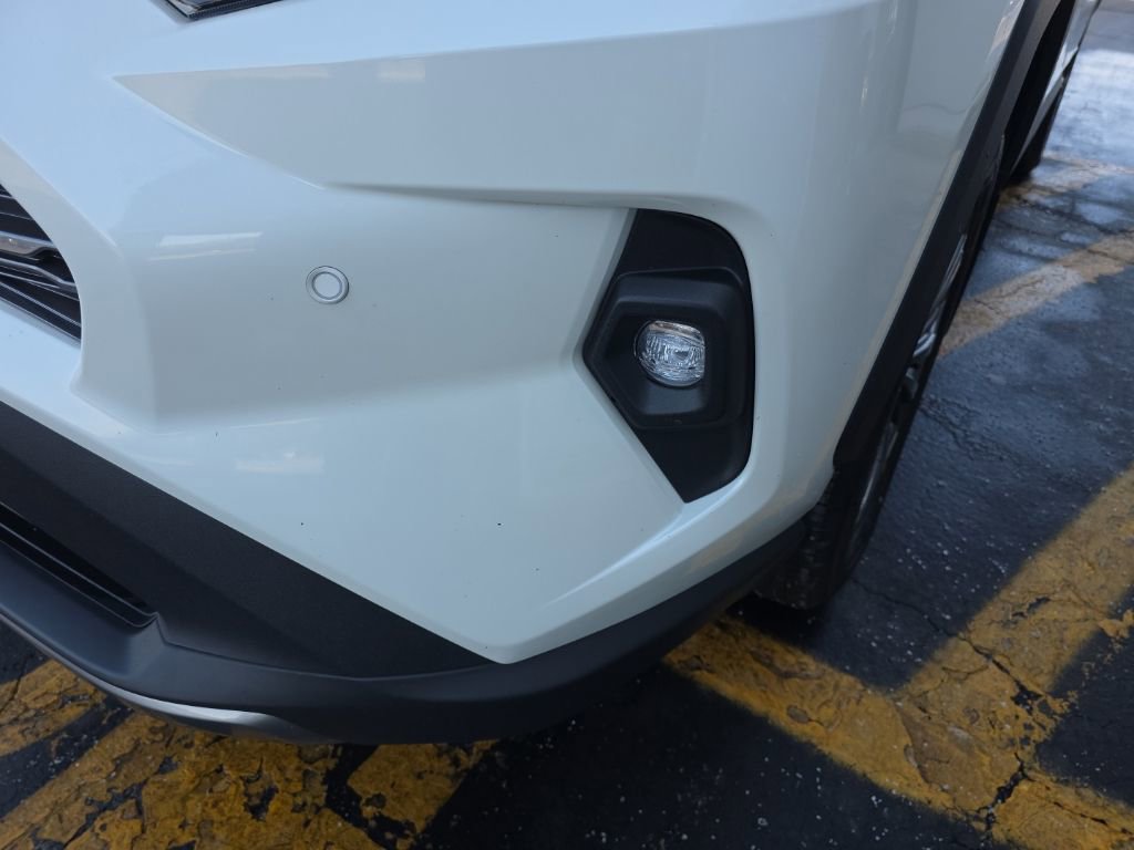 Used 2022 Toyota RAV4 Limited image 11