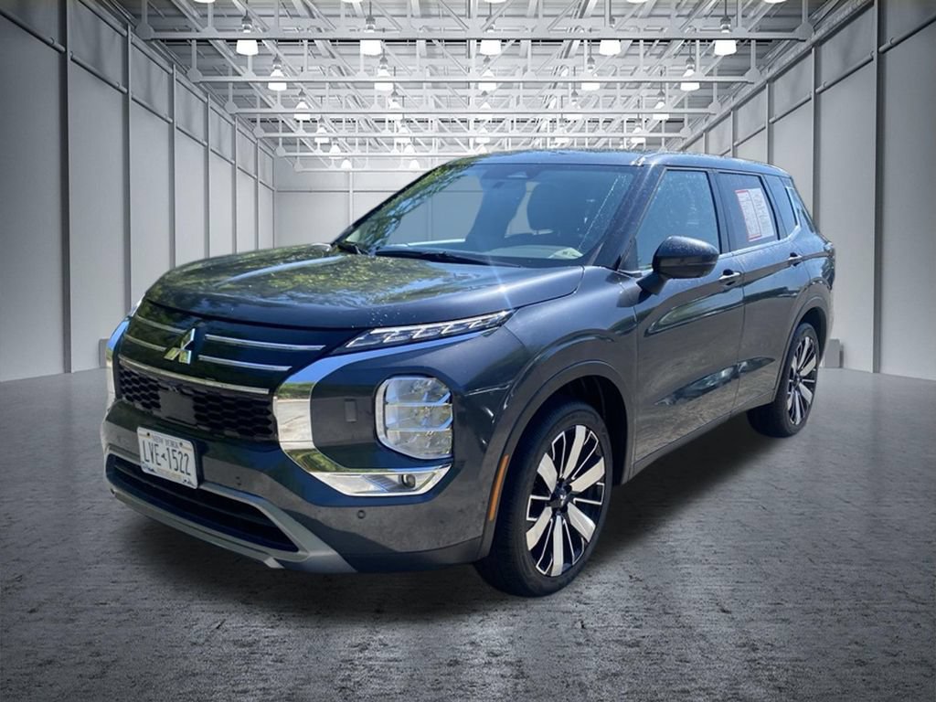 Used 2025 Mitsubishi Outlander SE AWD/4WD image 9
