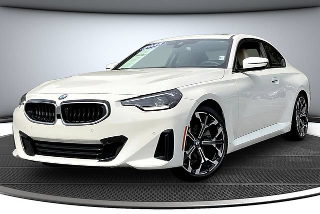 Used 2023 BMW X5 M50i w/ Executive Package AWD/4WD video 1