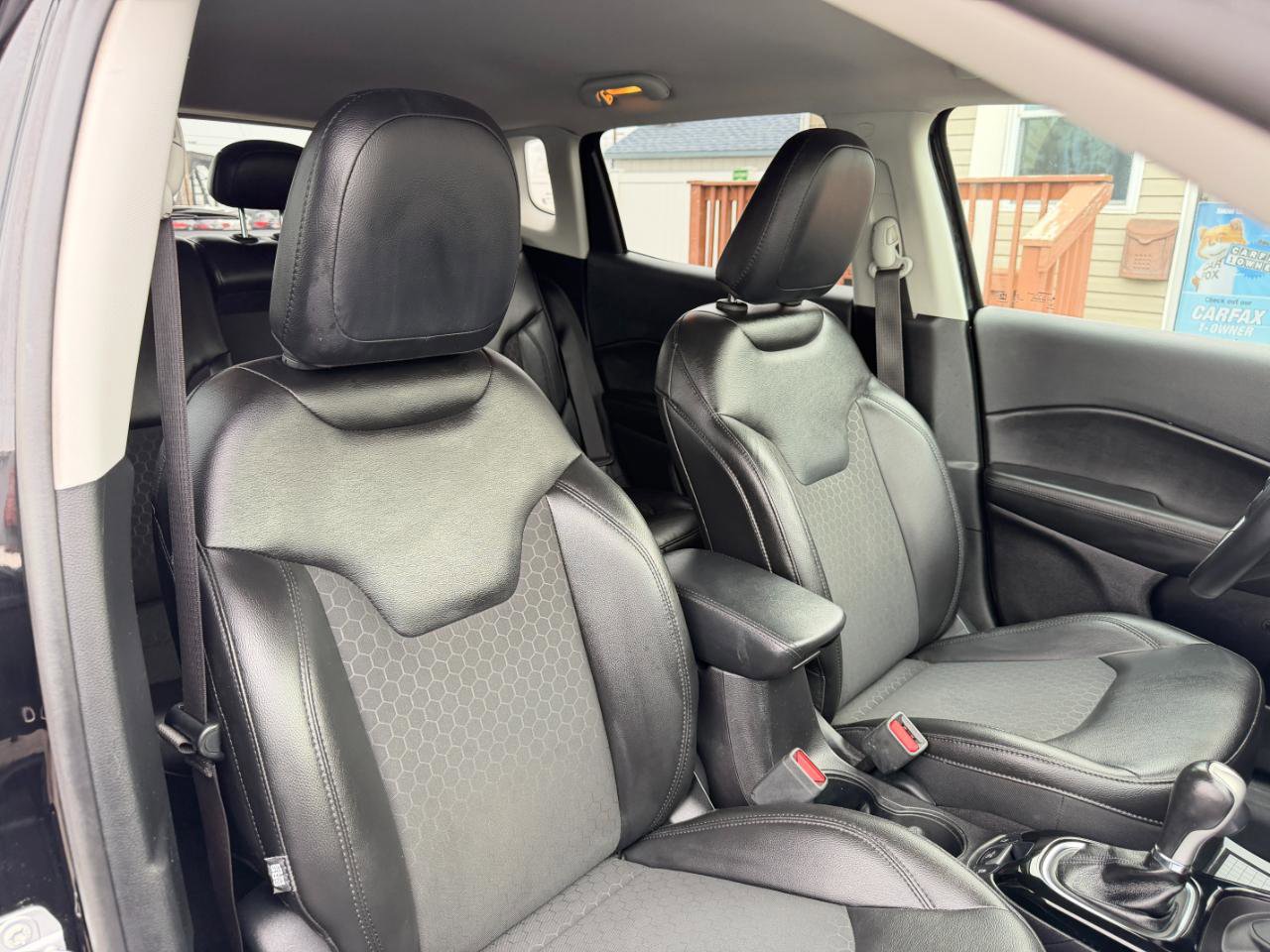 Used 2019 Jeep Compass Latitude image 42