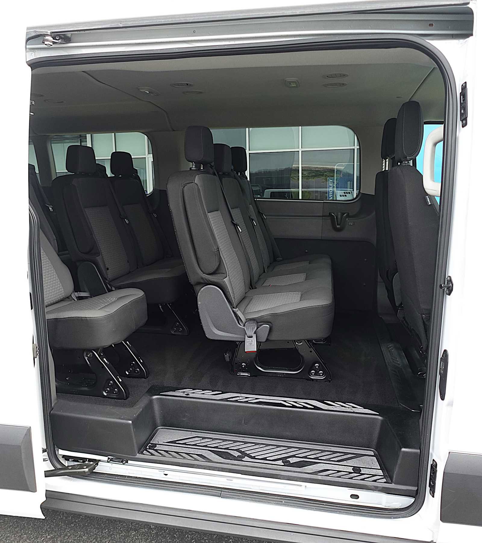 Used 2024 Ford Transit 350 XLT image 25
