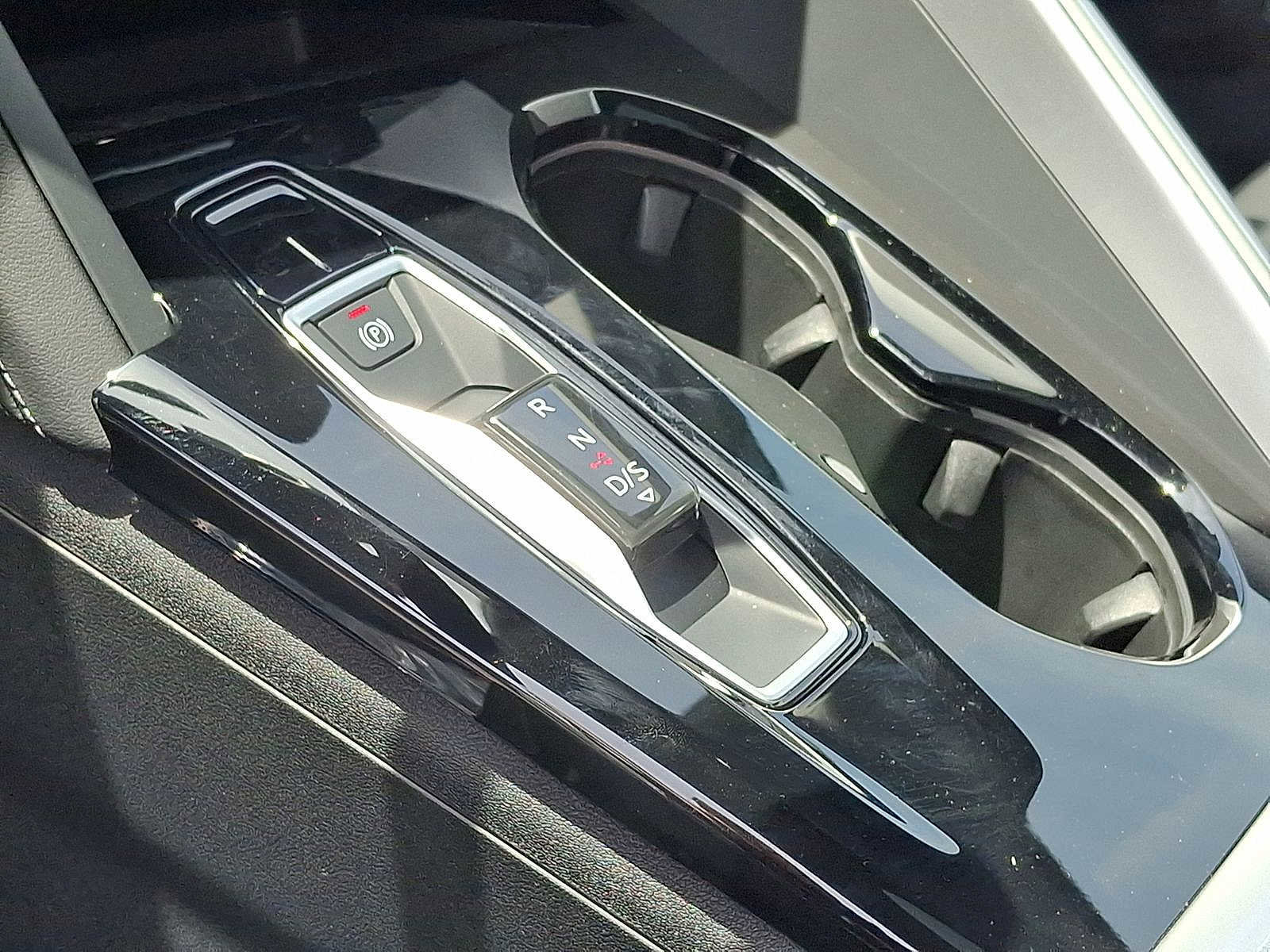 Certified 2025 Audi Q5 Premium w/ Convenience Package AWD/4WD image 12