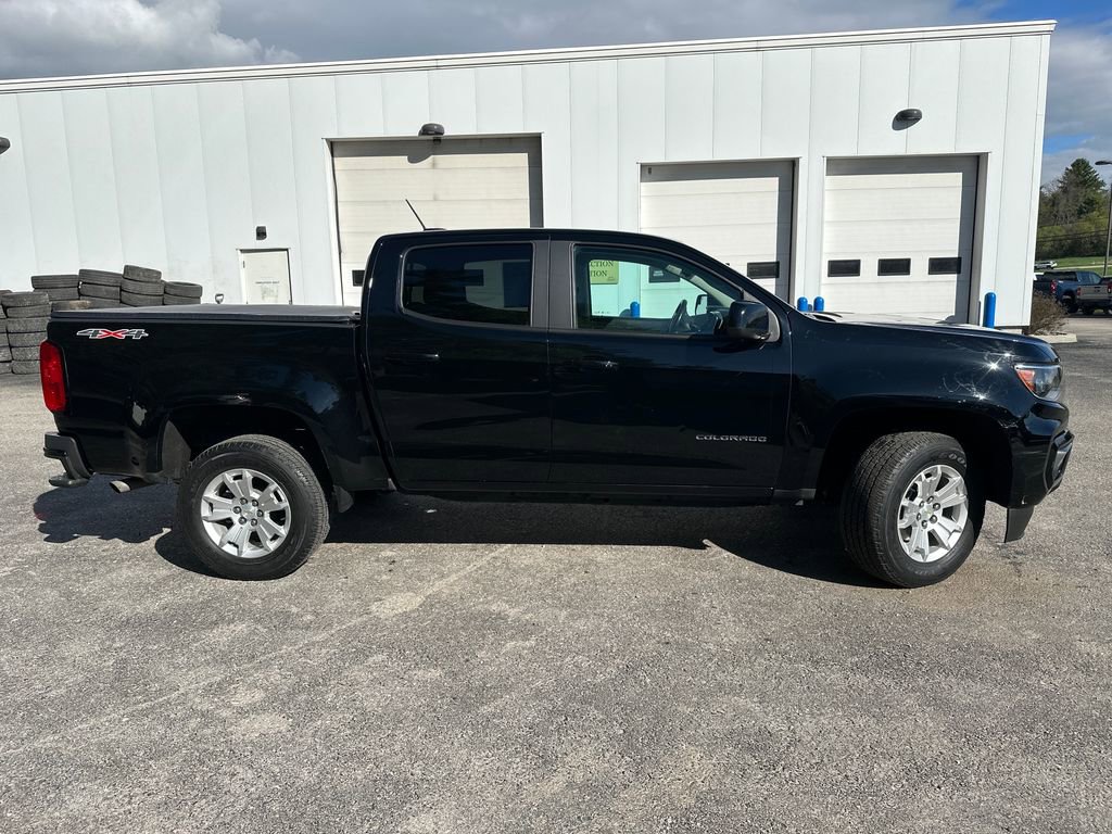 Used 2022 Chevrolet Colorado LT w/ Safety Package AWD/4WD image 6