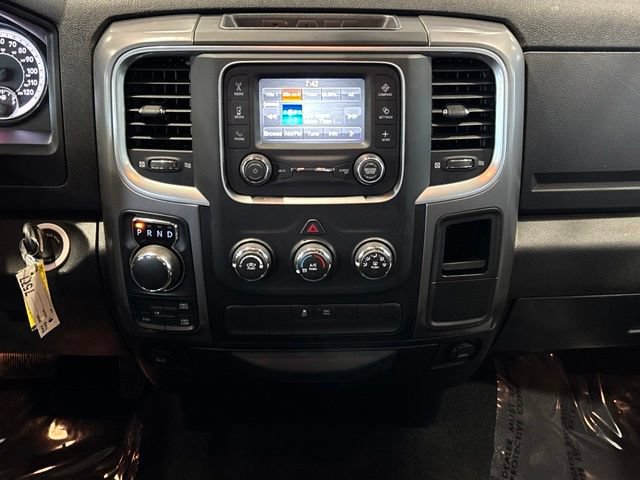 Used 2022 RAM 1500 Classic SLT AWD/4WD image 24