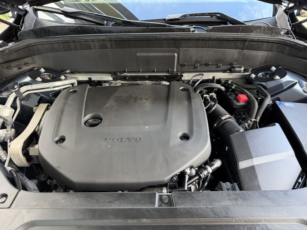 Used 2023 Volvo XC90 B6 Plus AWD/4WD image 43