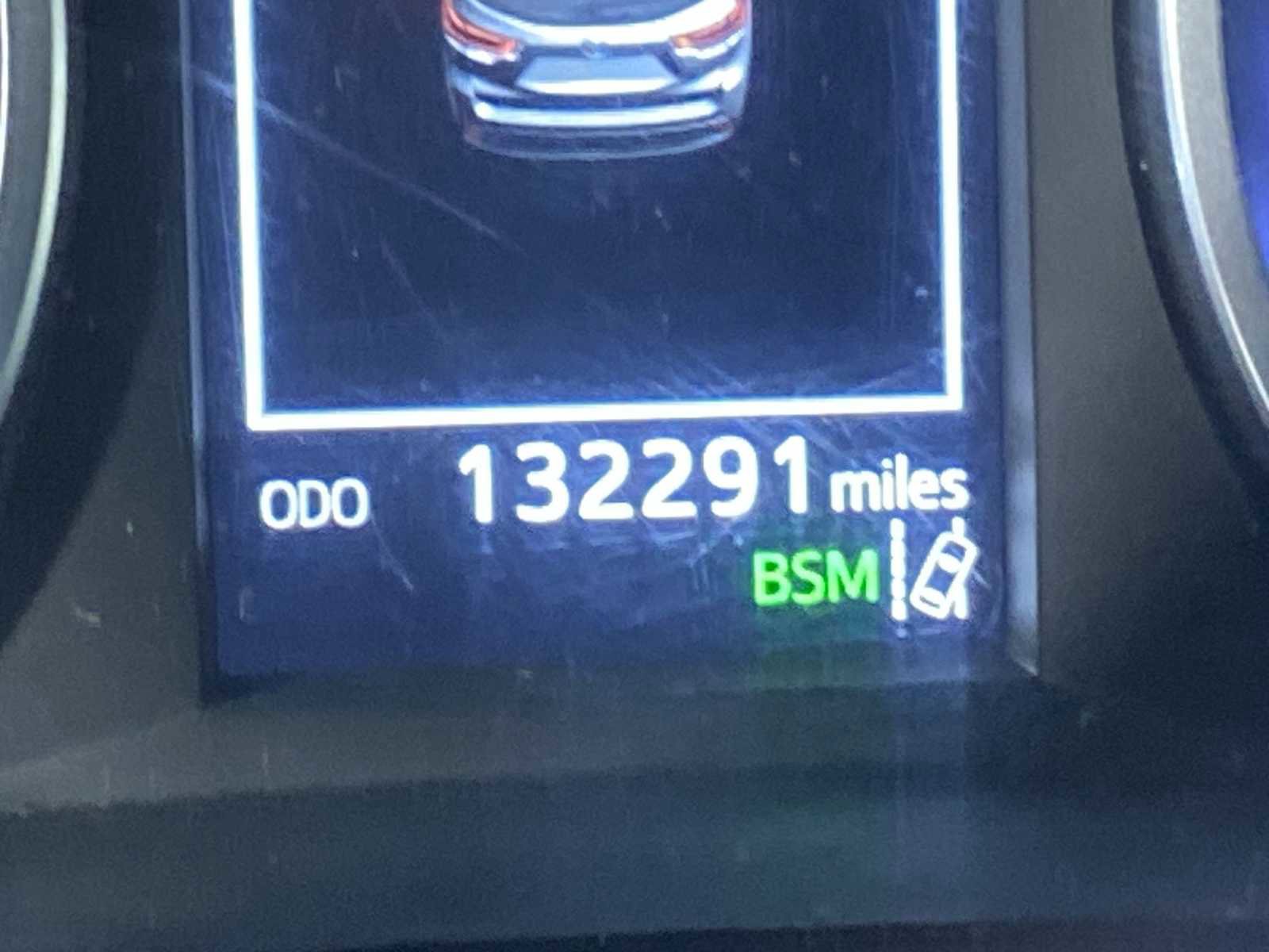 Used 2019 Toyota Highlander Plus AWD/4WD image 18