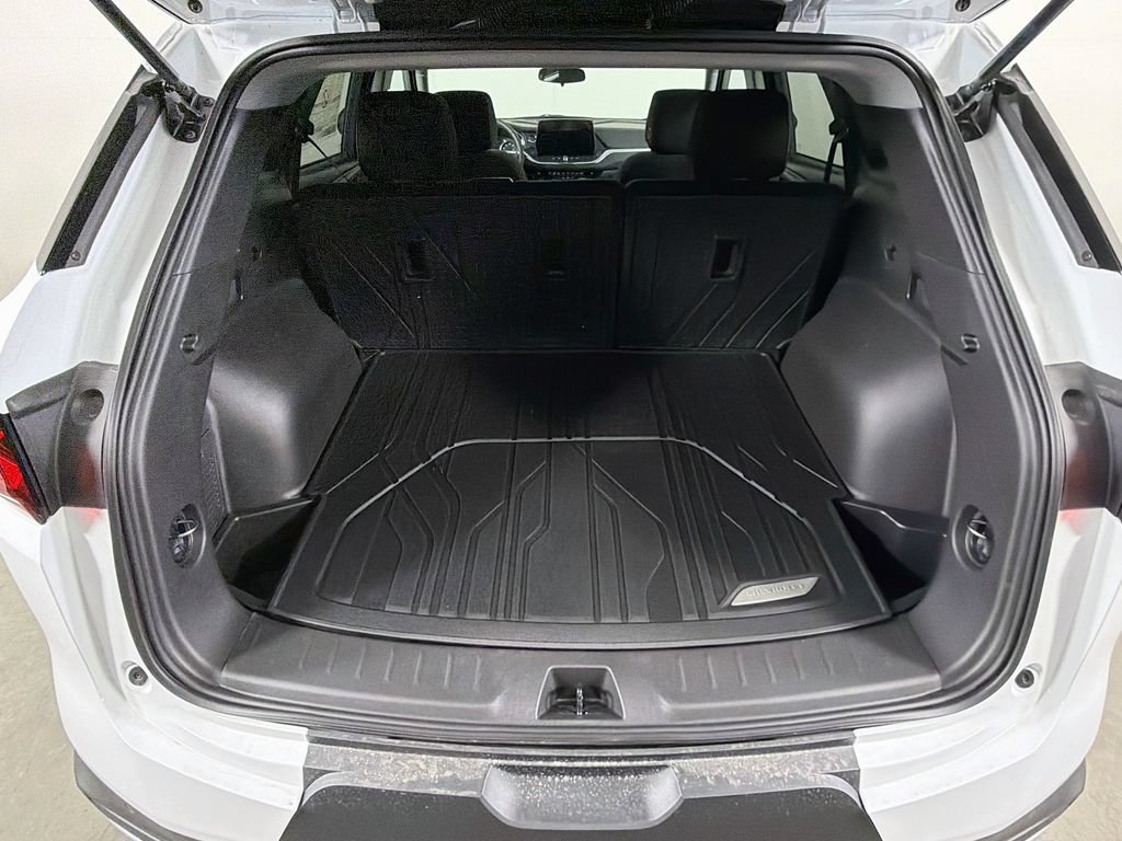 New 2026 Chevrolet Blazer LT w/ LPO, Floor Liner Package AWD/4WD image 21