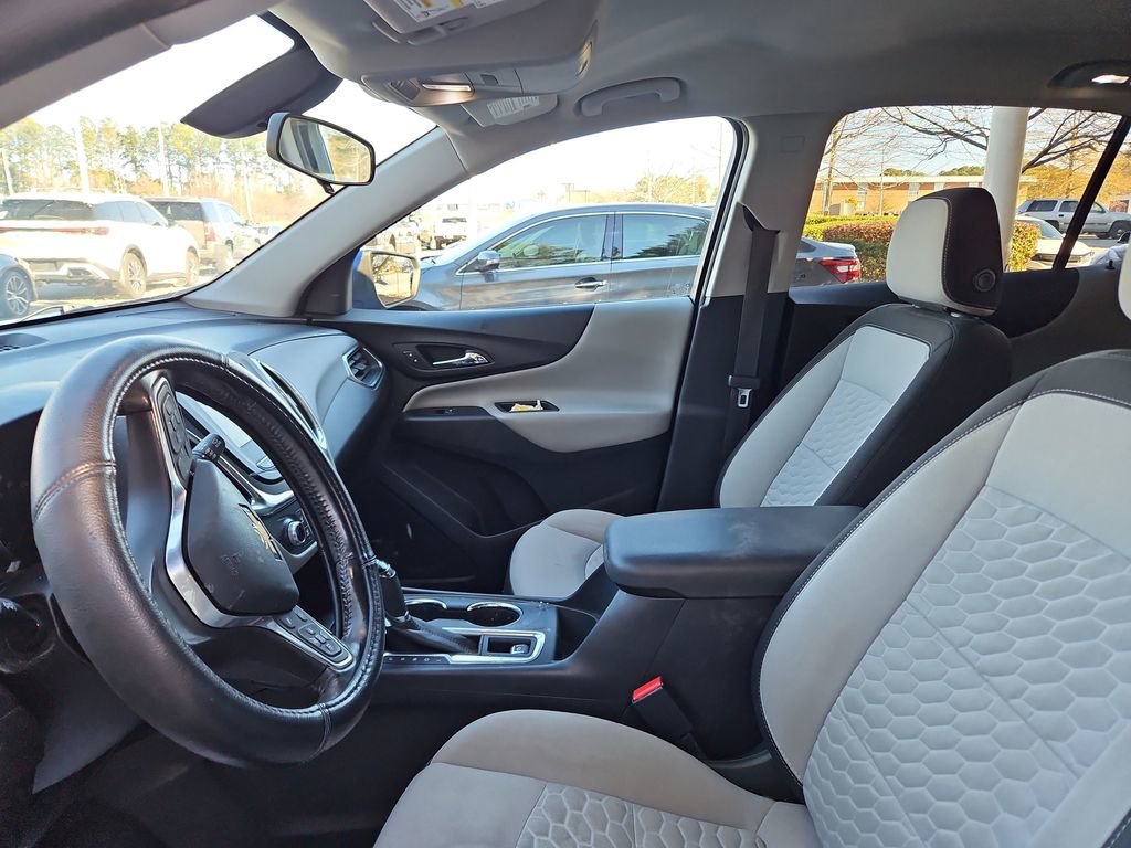 Used 2019 Chevrolet Equinox LT image 9