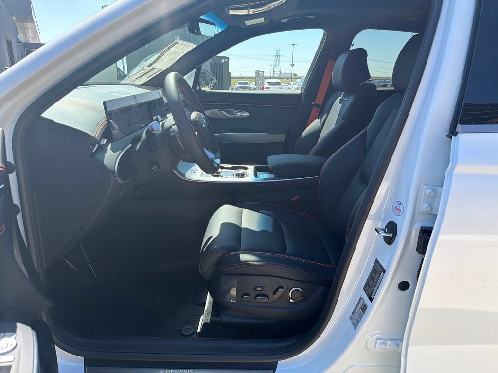 New 2026 Genesis GV70 2.5T Sport Prestige AWD/4WD image 9