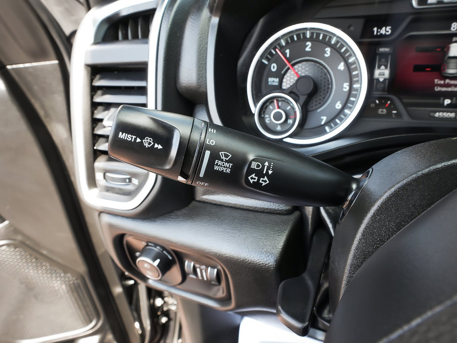 Used 2025 RAM 1500 Big Horn AWD/4WD image 23
