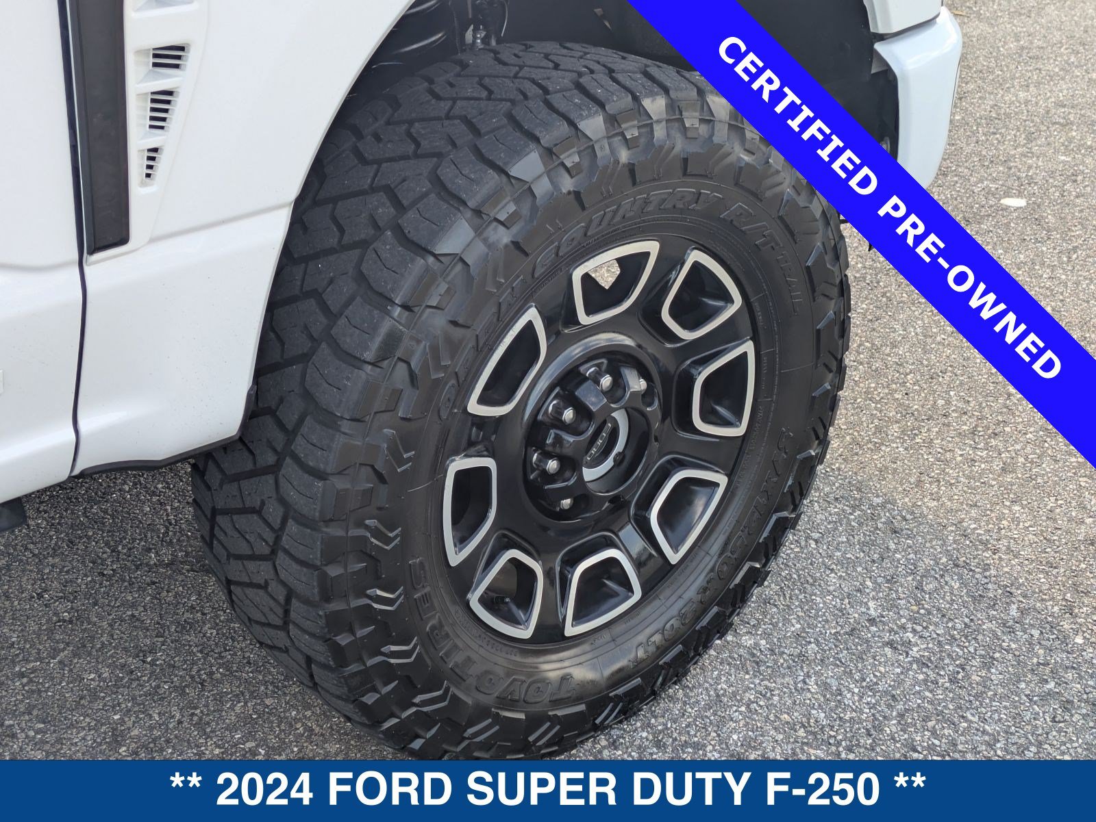 Certified 2024 Ford F250 Platinum AWD/4WD image 13
