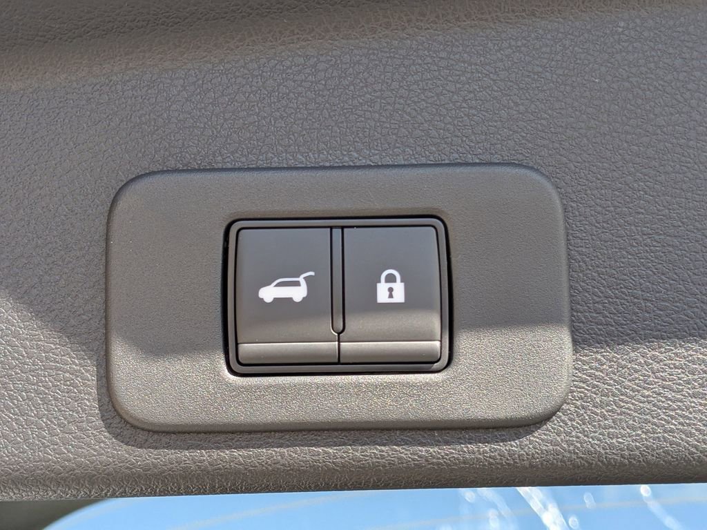 New 2026 Nissan Murano SL image 13