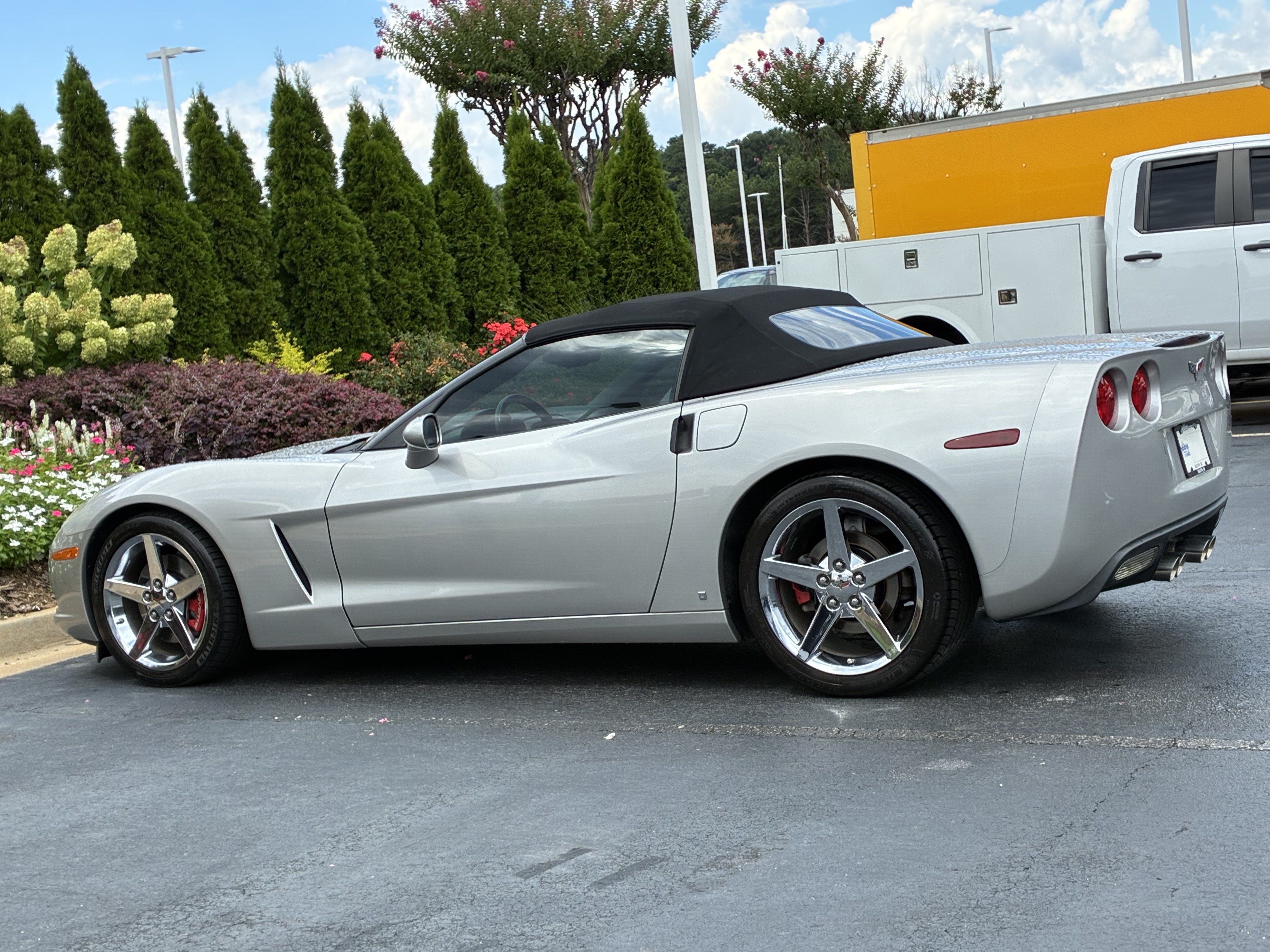 Used 2007 Chevrolet Corvette Convertible RWD image 10