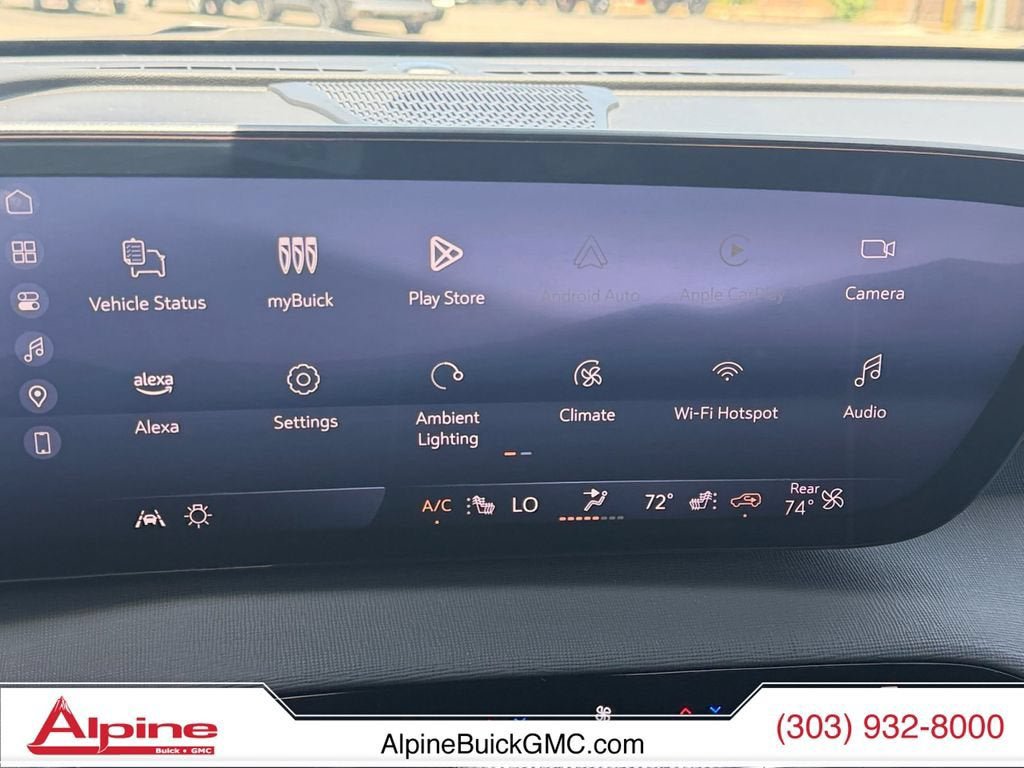 Used 2025 Buick Enclave Preferred AWD/4WD image 19