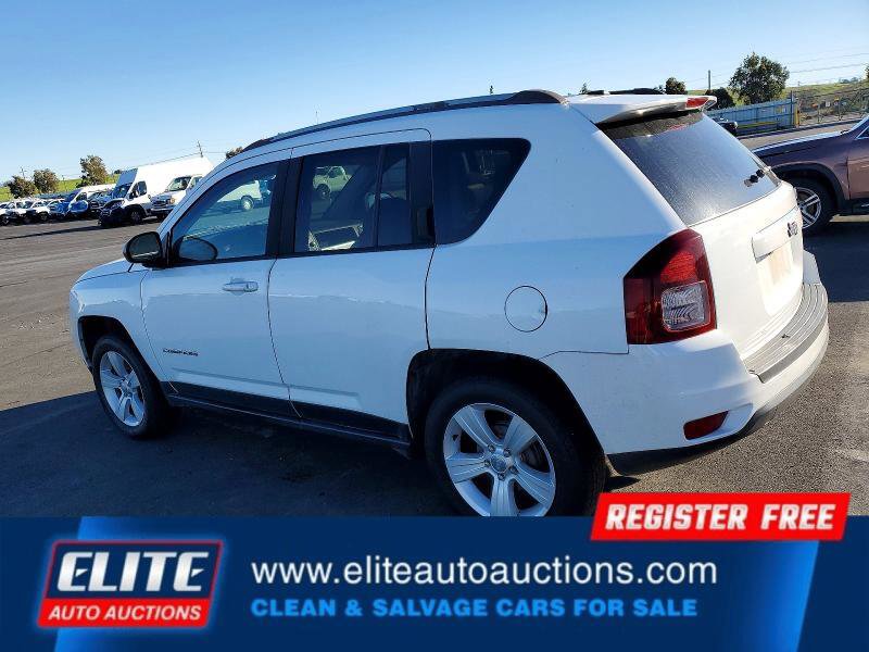 Used 2016 Jeep Compass Sport w/ Power Value Group FWD image 4