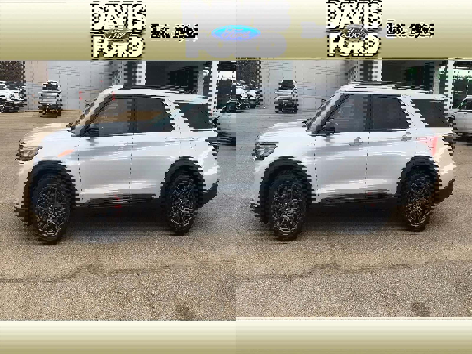 New 2026 Ford Explorer ST-Line w/ ST-Line Street Pack image 4