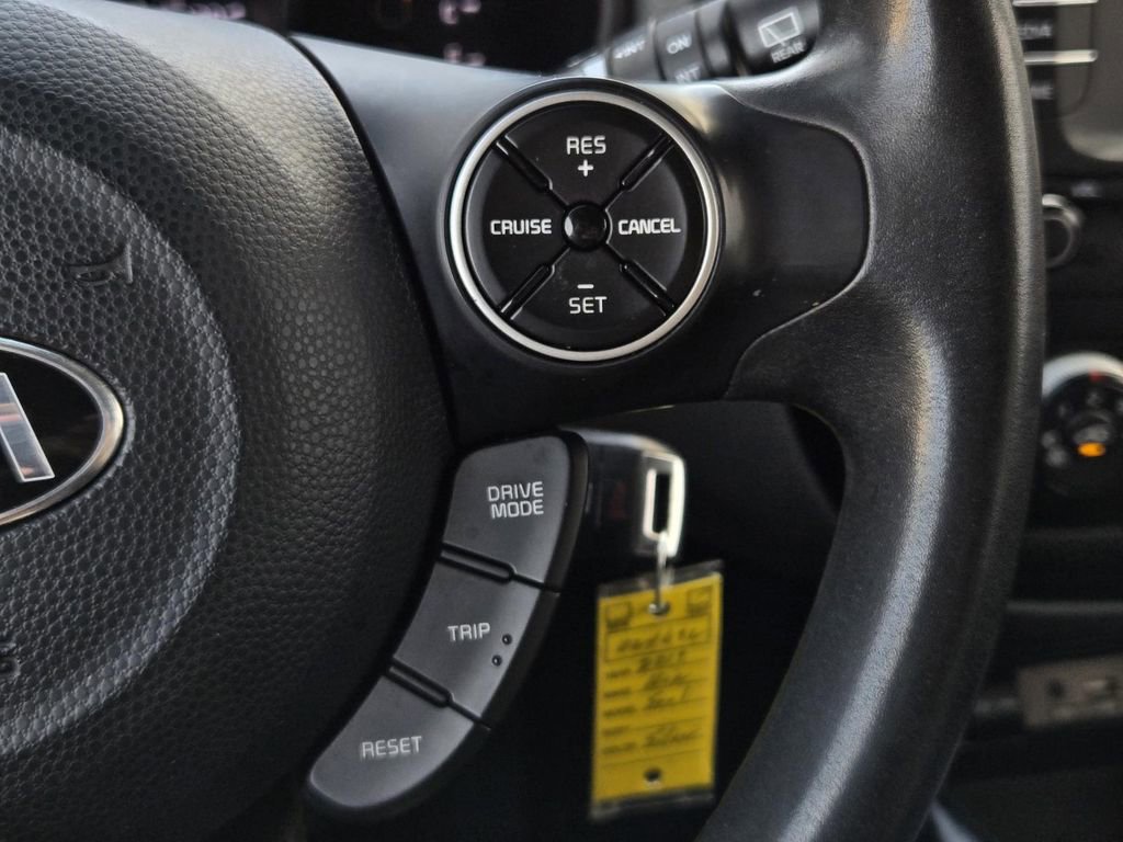 Used 2019 Kia Soul image 25