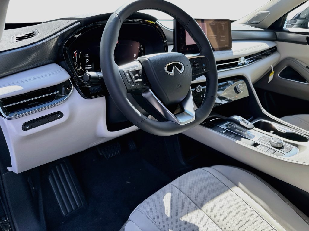 New 2027 INFINITI QX60 Luxe w/ Cargo Package FWD image 9