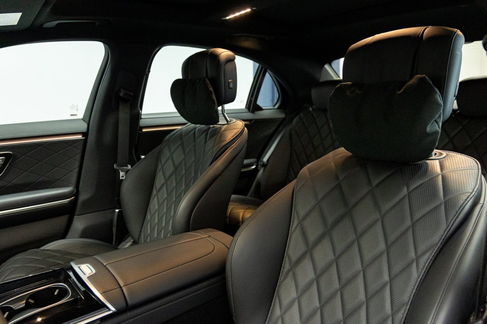 Used 2025 Mercedes-Benz S 580 4MATIC Sedan image 25
