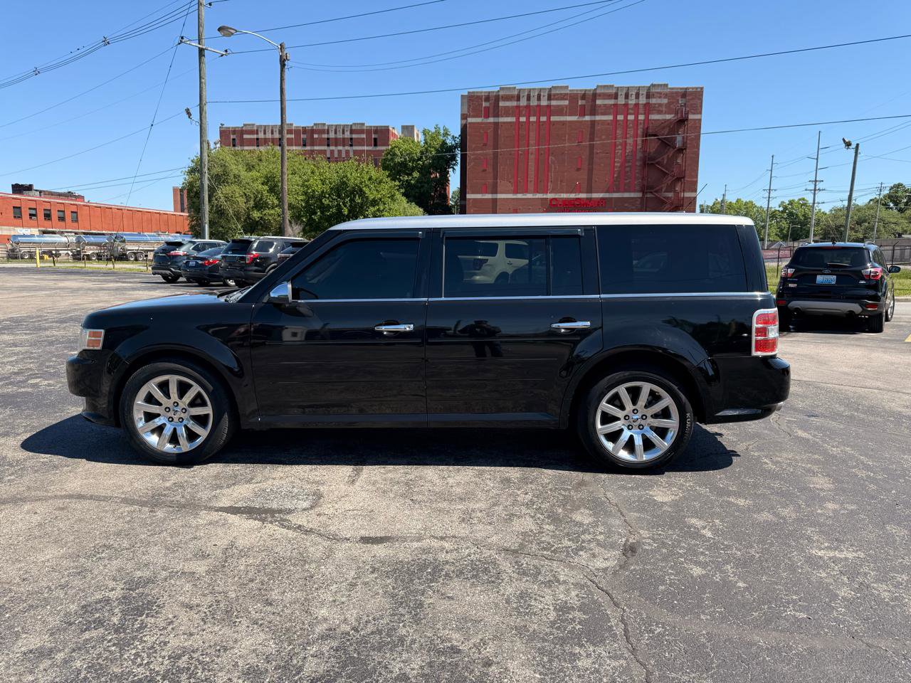 Used 2009 Ford Flex Limited FWD image 4