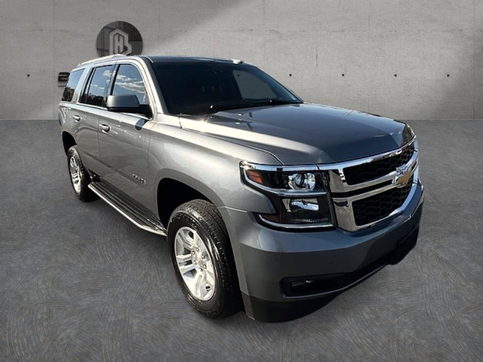 Used 2019 Chevrolet Tahoe LT w/ Luxury Package AWD/4WD image 4