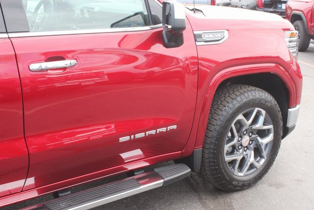 New 2026 GMC Sierra 1500 SLT w/ SLT Premium Package image 14