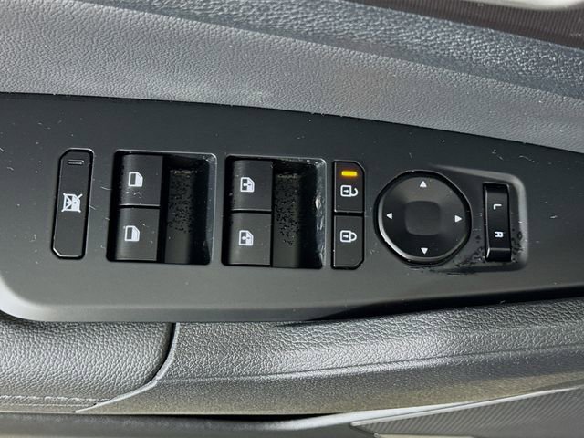 New 2026 Kia Sportage EX image 19