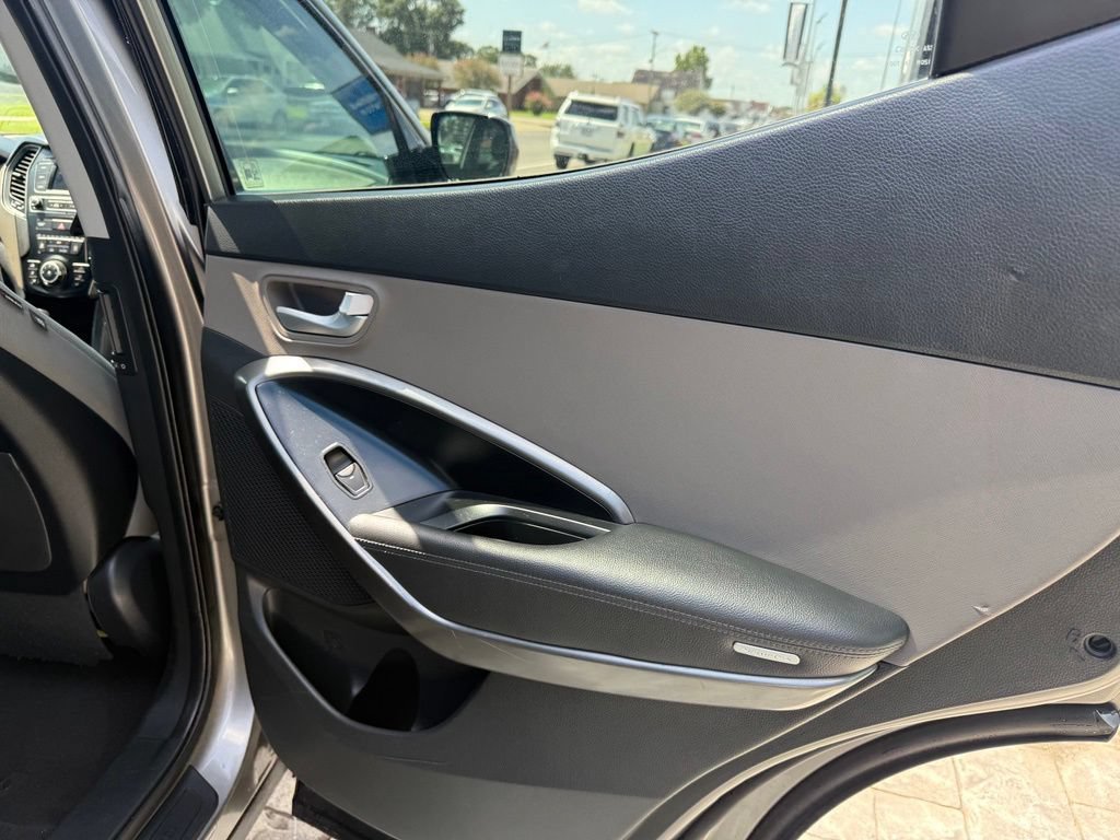 Used 2018 Hyundai Santa Fe Sport FWD image 23