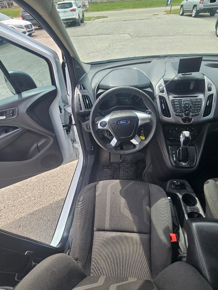 Used 2014 Ford Transit Connect XLT image 11