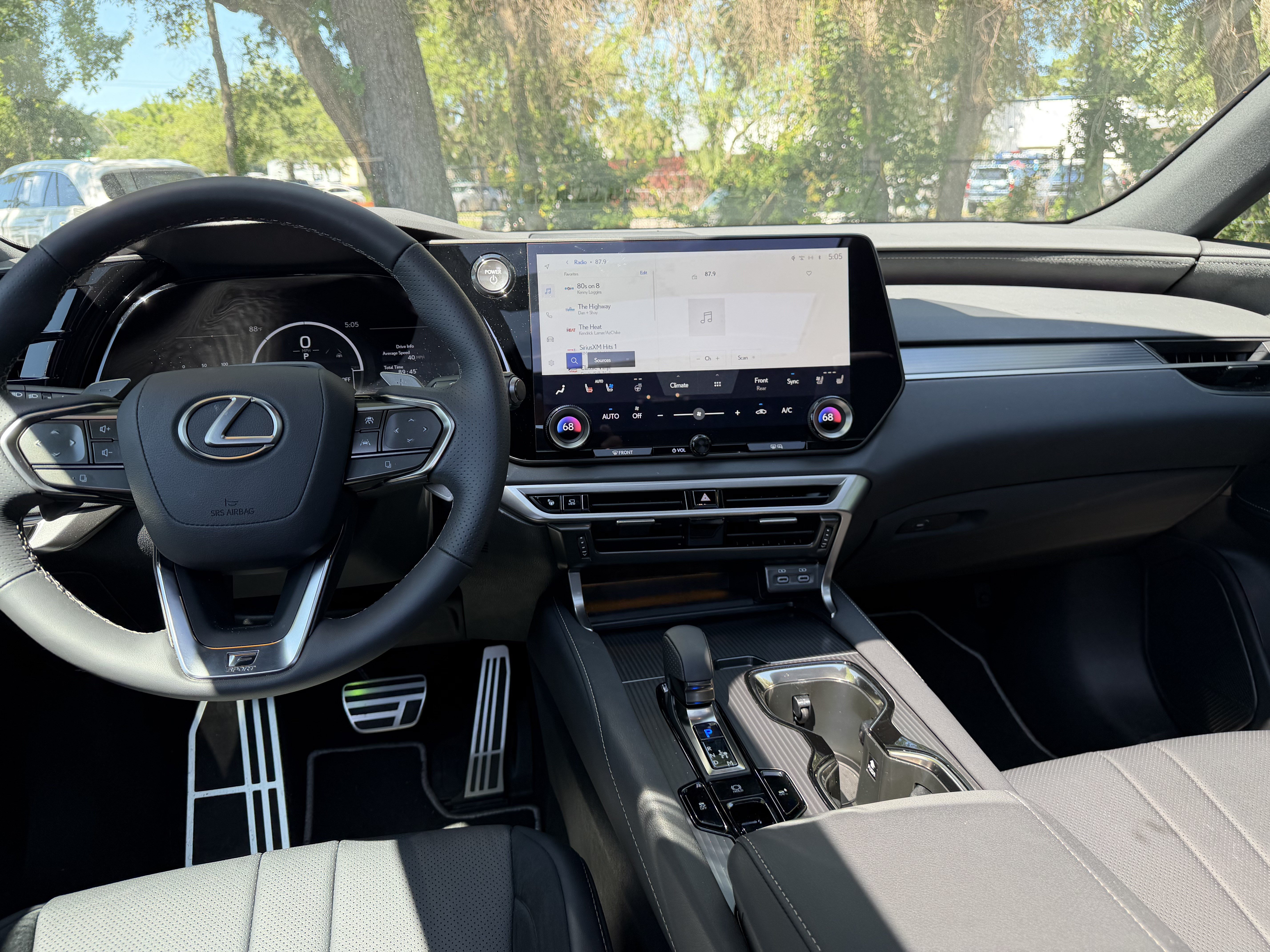 Used 2026 Lexus RX 500h F Sport w/ Appearance Package AWD/4WD image 28