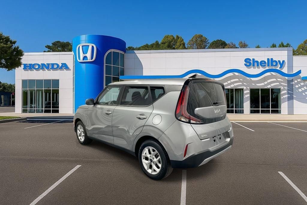 Used 2024 Kia Soul LX w/ Option Group 015 image 6