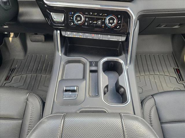 Used 2024 GMC Sierra 2500 Denali w/ Denali Reserve Package image 11