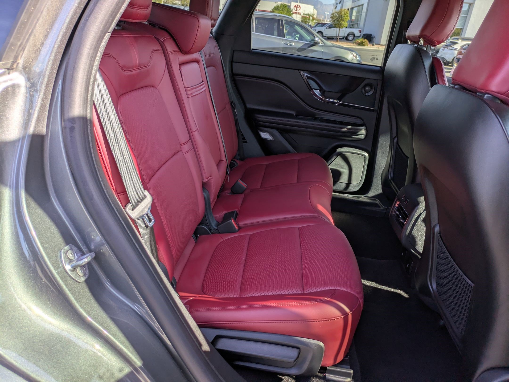 Used 2025 Lincoln Corsair Grand Touring w/ Equipment Group 302A image 31