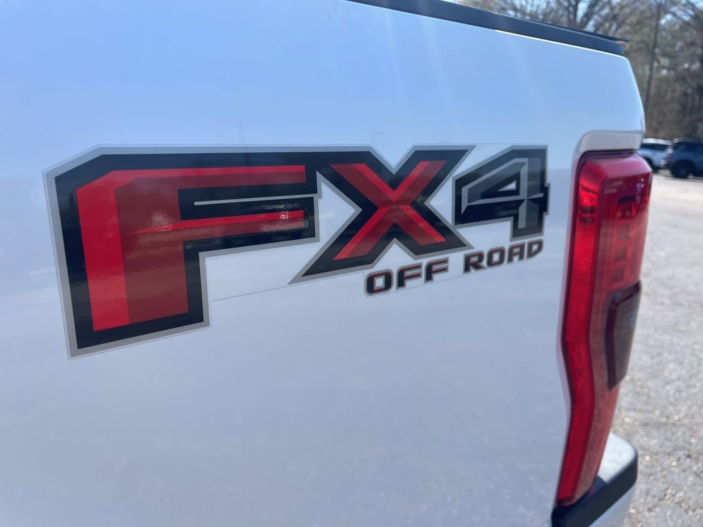 Used 2017 Ford F350 Platinum w/ Platinum Ultimate Package image 15