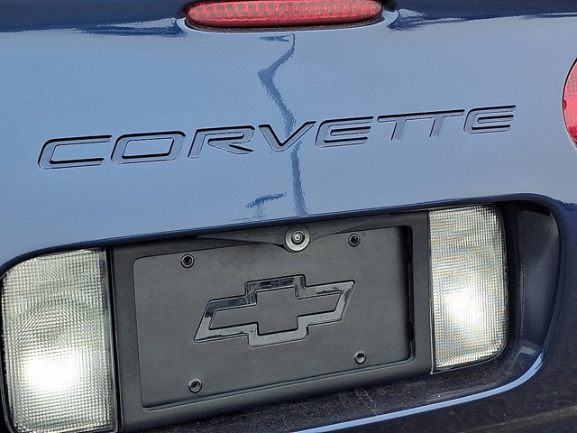 Used 2001 Chevrolet Corvette Coupe w/ Preferred Equipment Group2 image 29