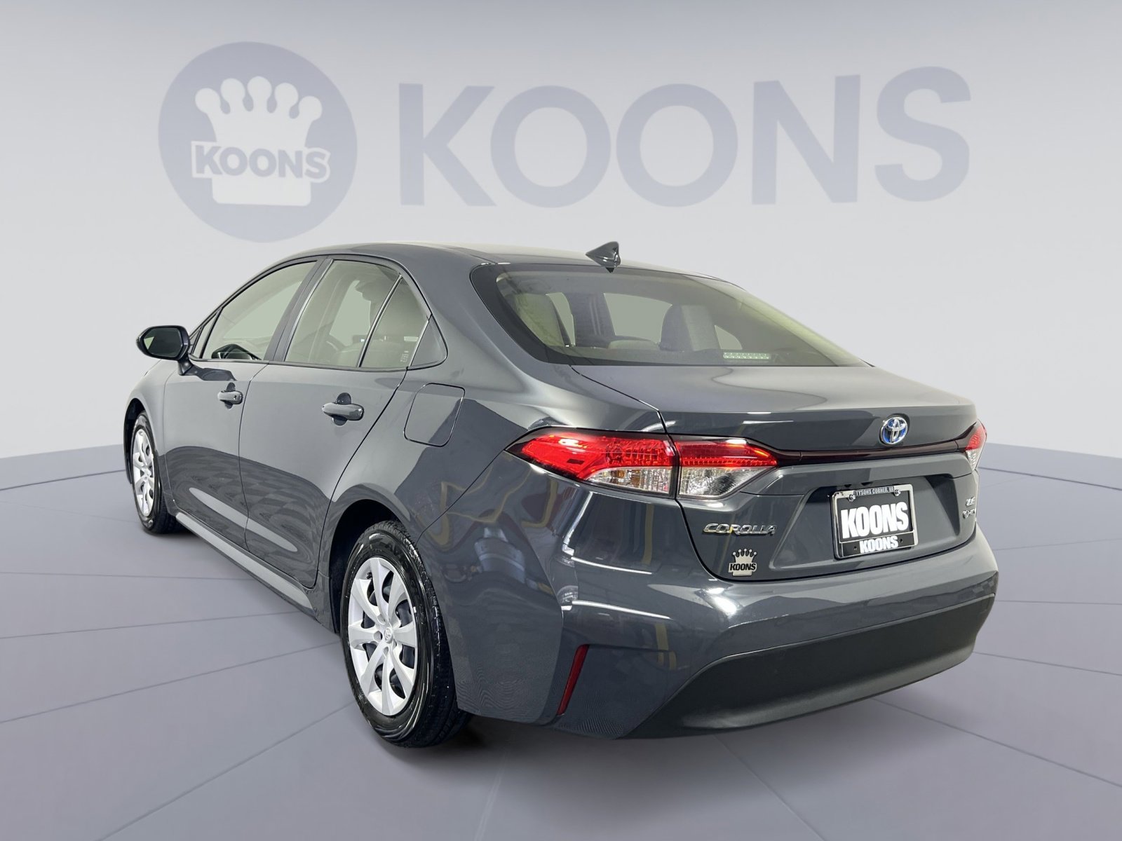 Used 2025 Toyota Corolla LE image 4