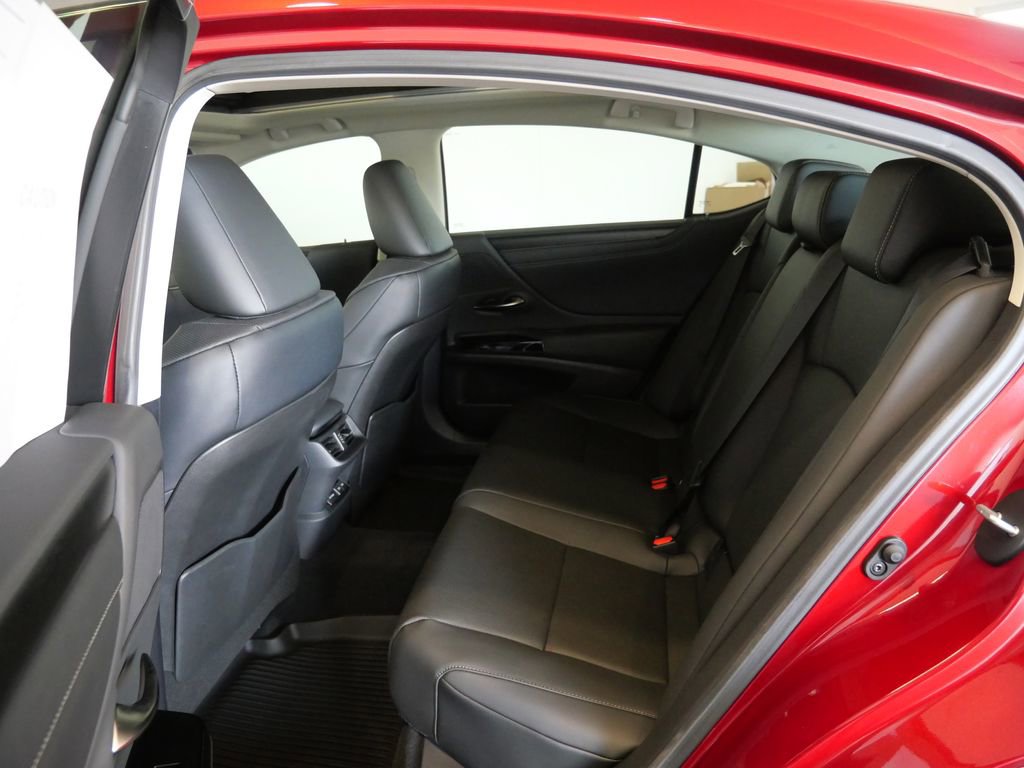 Certified 2025 Lexus ES 350 w/ Premium Package image 28