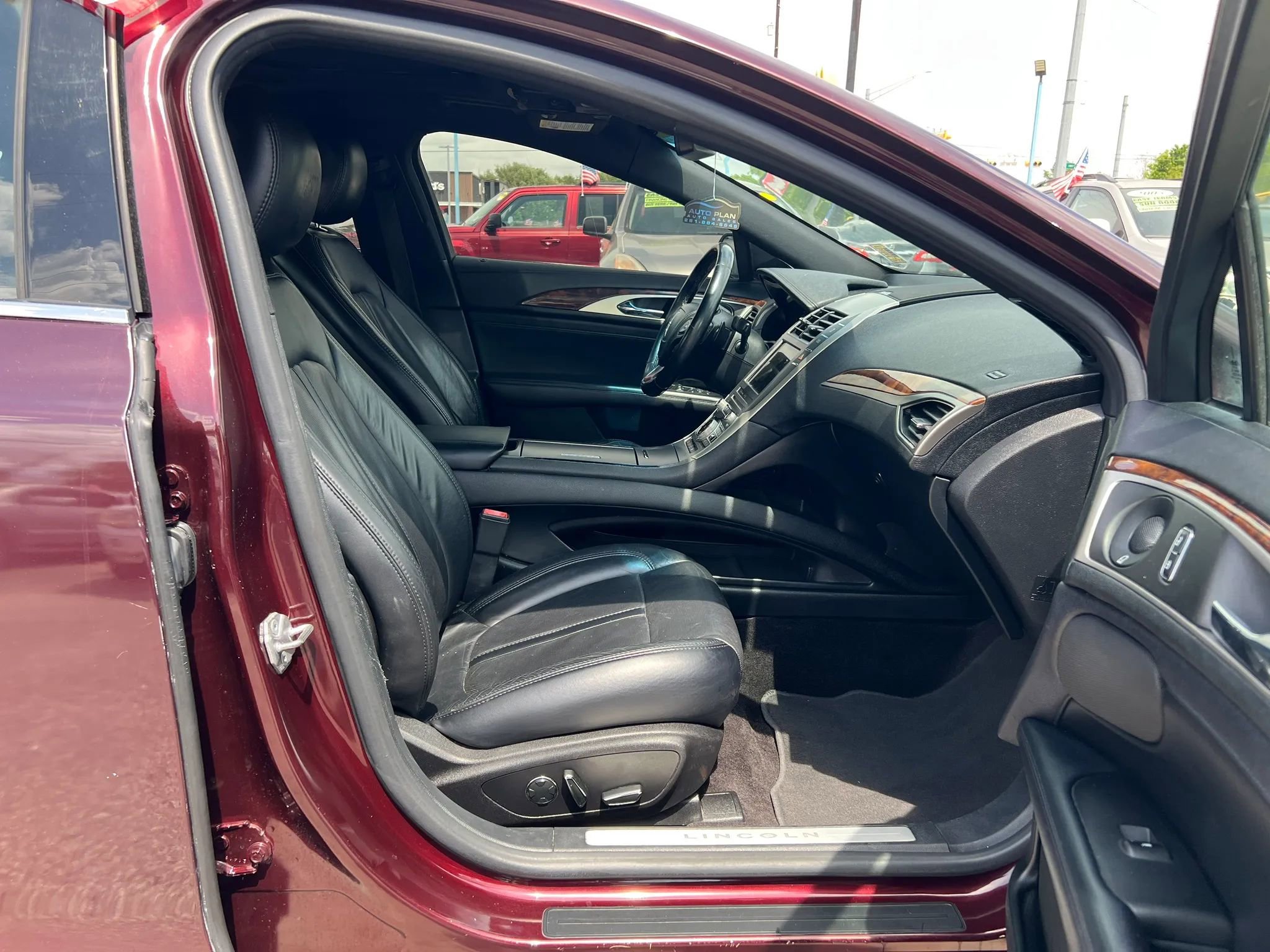 Used 2017 Lincoln MKZ Reserve w/ Climate Package image 12